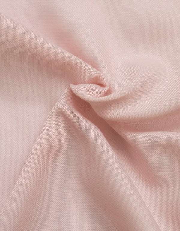 Närbild på gardin Viska i rosa