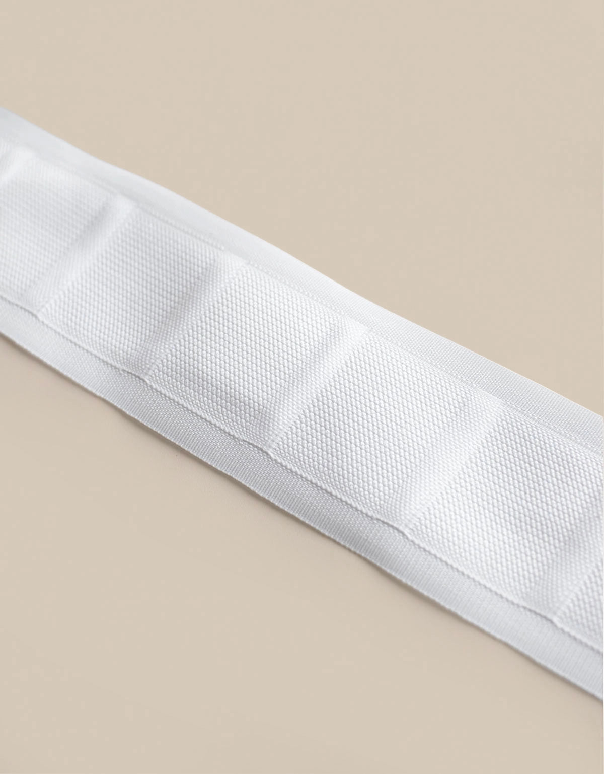 Vitt veckband för fingerkrokar